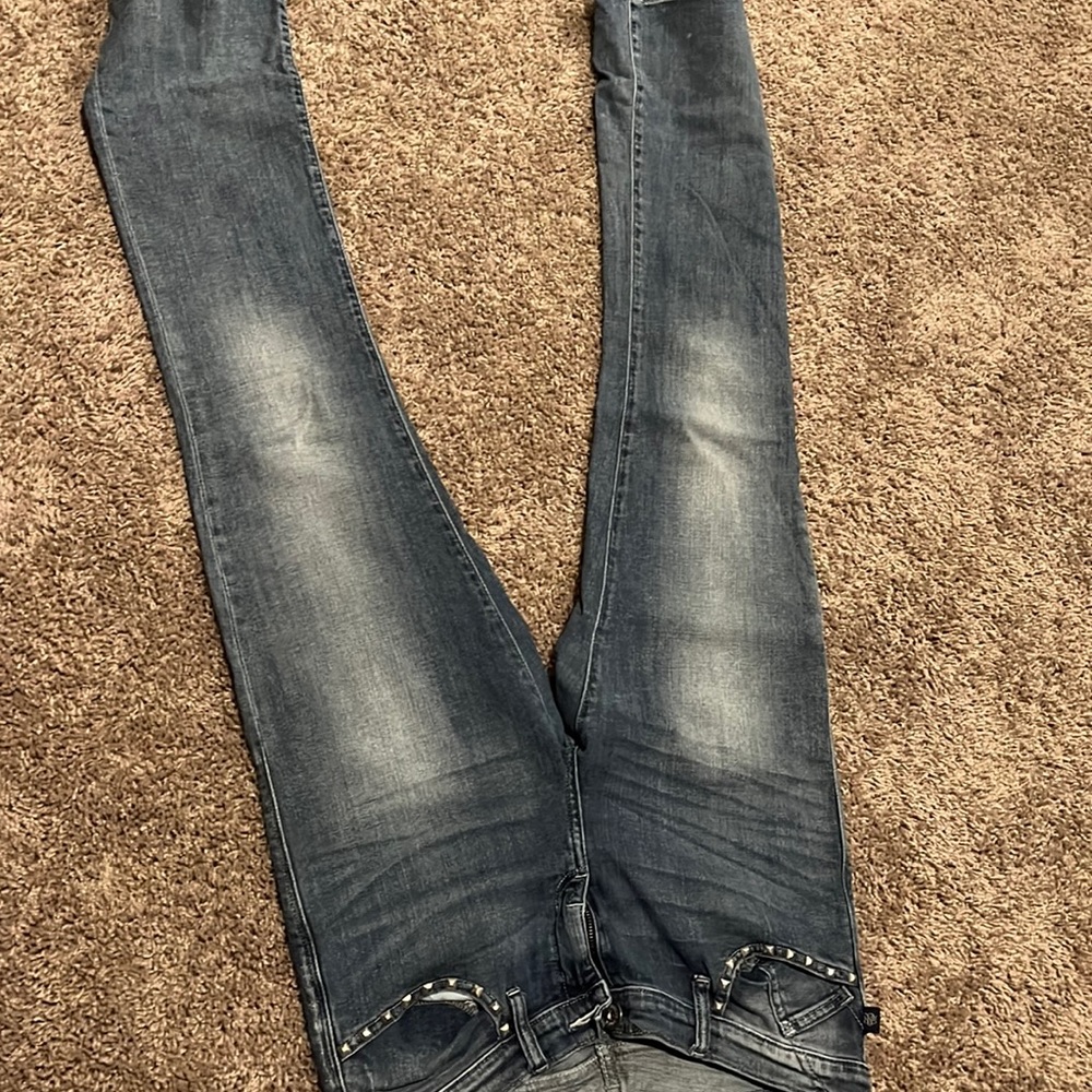 Size 8, good condition